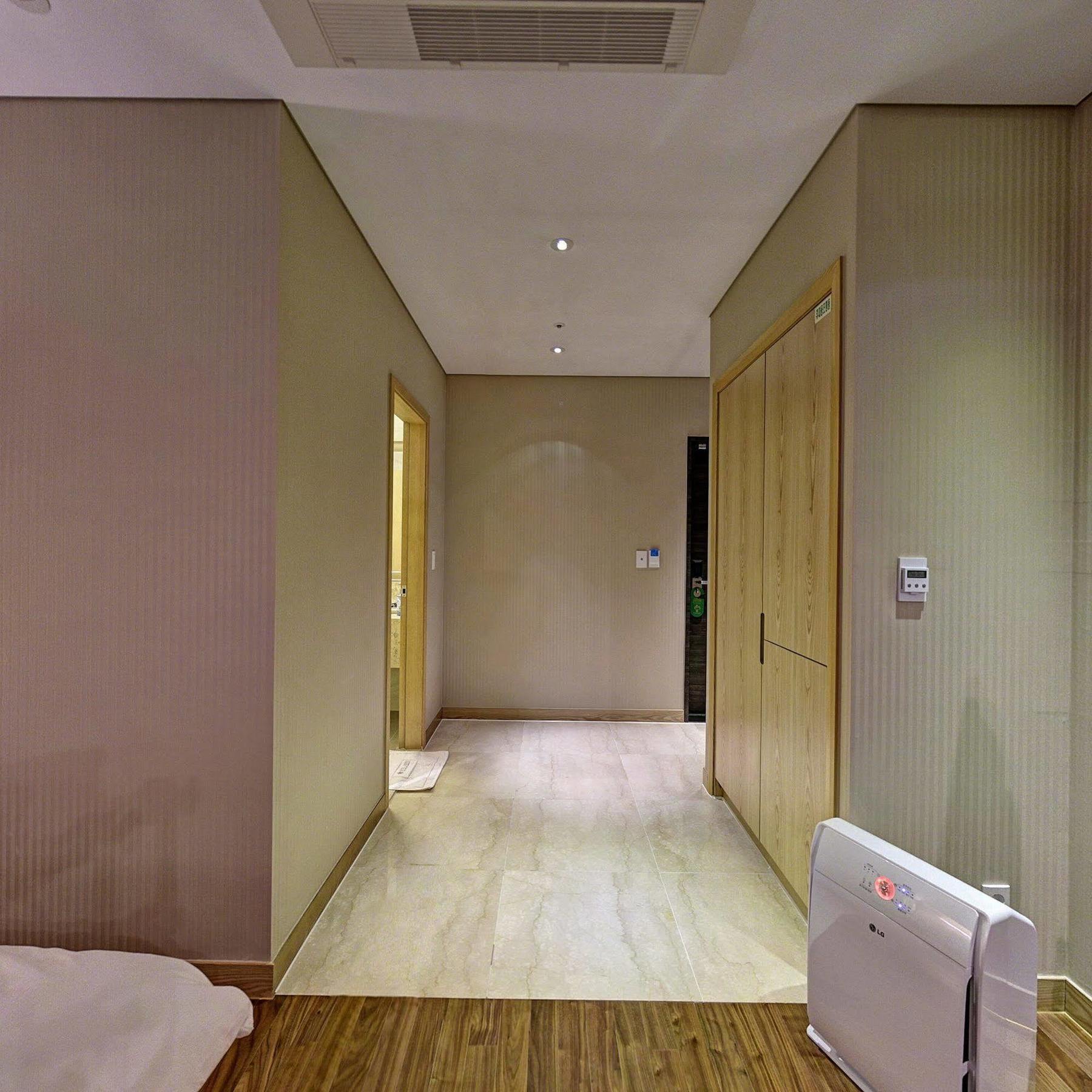 Hotel Avenue Changwon Exterior photo