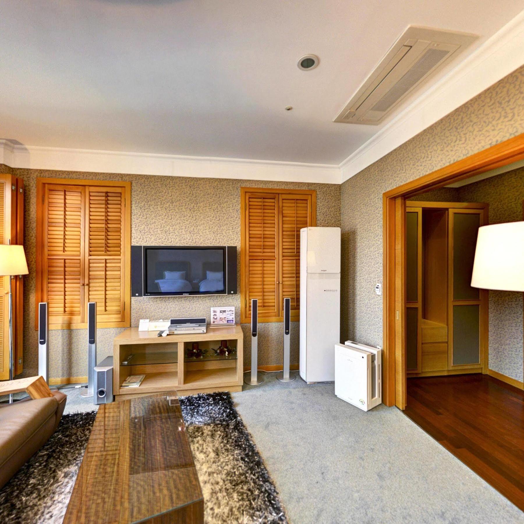 Hotel Avenue Changwon Exterior photo